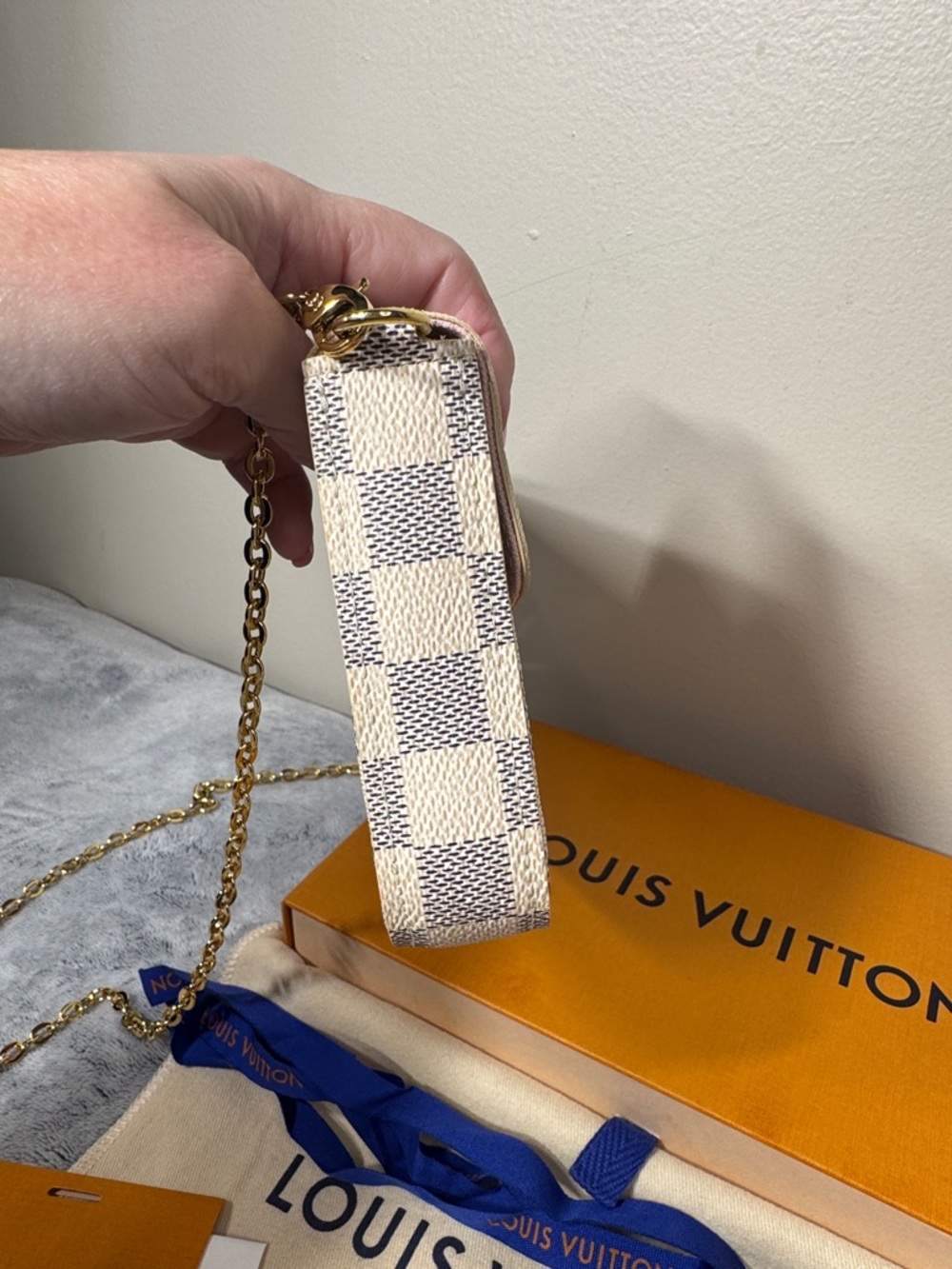 Louis Vuitton Damier Azur Pochette Félicie - LIKE NEW - FULL SET - Picture 6 of 16